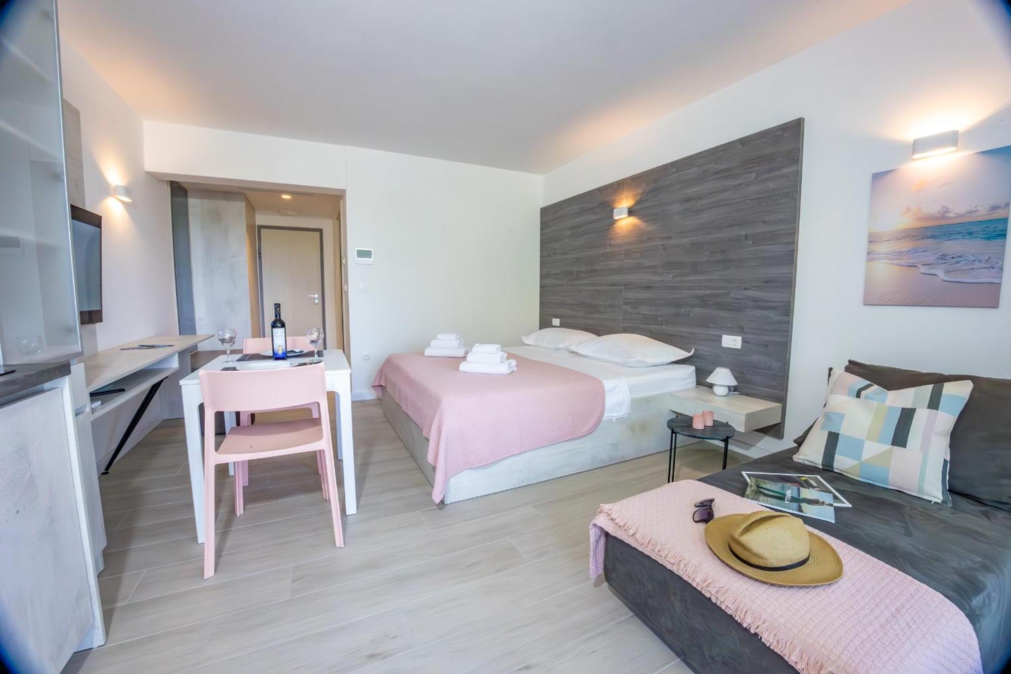 Beachfront Studio Wave Residence Srzic Makarska Exterior photo